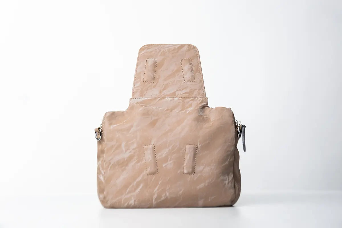 cla rose magnetic bag sabbia borsa con cpatella a chiusura magnetica