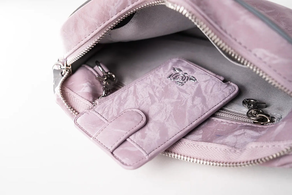 cla rose magnetic bag borsa con aggancio magnetico mani libere lilla interno portamonete